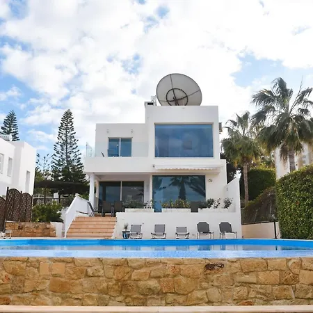Sunset Beach Villa